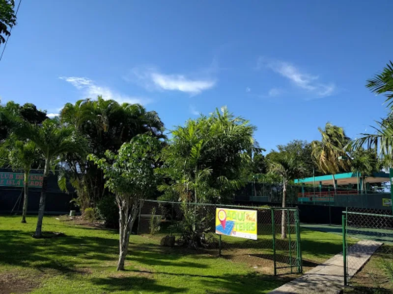 Isla Verde · Cancha de tenis 1, Carolina